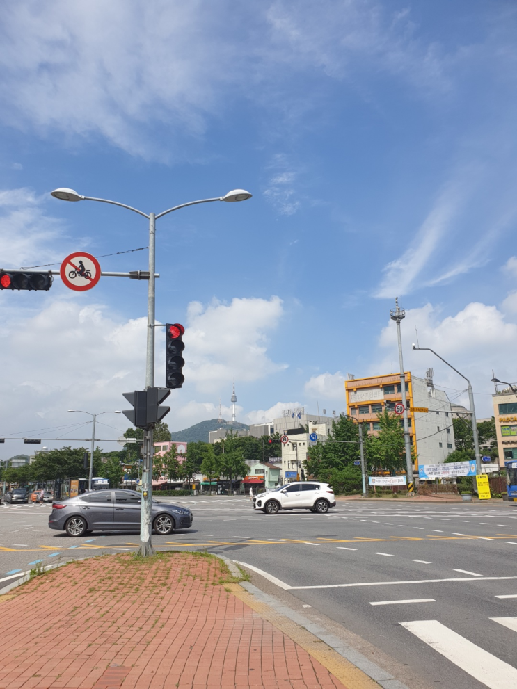  [자취생의 글] 서울살이 3일차ㅡ경리단길, 이태원, 한남동 가로수길