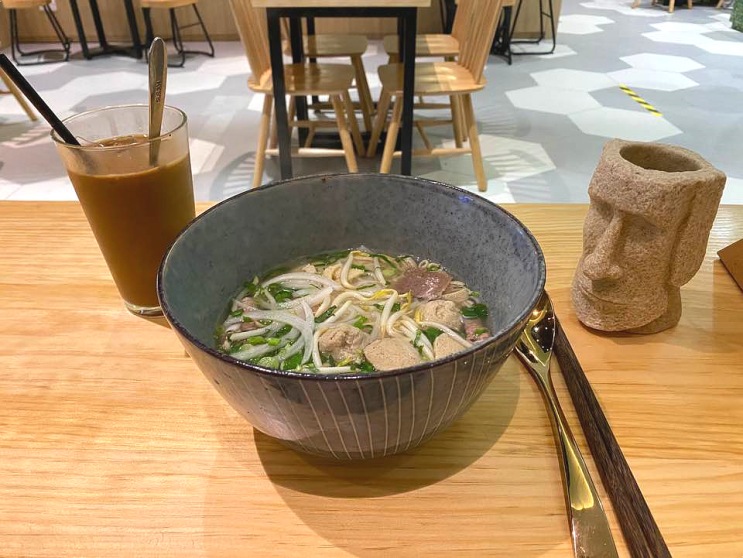  [싱가포르 숨은 맛집] 가성비 좋은 베트남 쌀국수 + 짜조 맛집 TONKIN (광고 X)