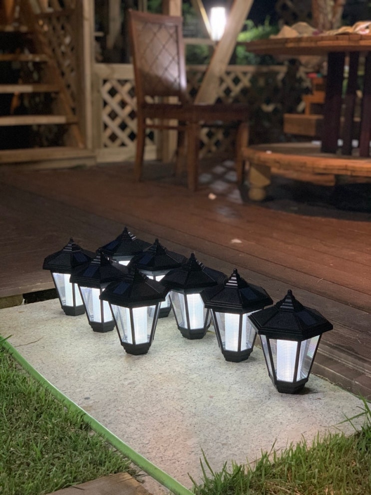 LED 태양광 정원등 설치 후기 - 트리하우스 조명