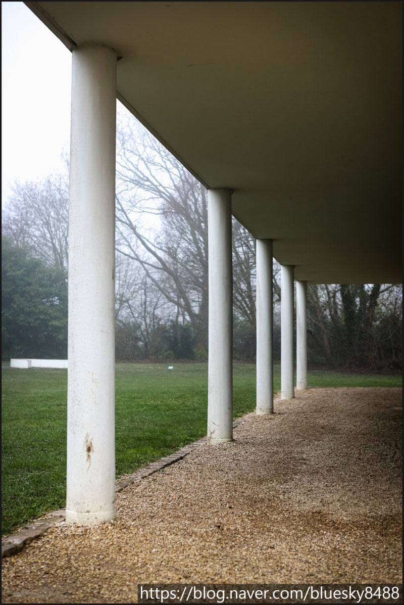 사진으로 보는, '파리 빌라 사보아' : 네이버 블로그, image size:800x1197