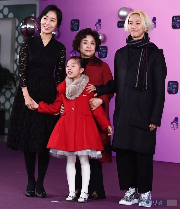 팝핀현준 나이 박애리 나이차이 결혼 남편 부인 아내 대학교 키 학력 딸 자녀 집 아파트 고향 인스타 팝핀현준 나이 박애리 나이차이 결혼 남편 부인 아내 대학교 키 학력 딸 자녀 집 아파트 고향 인스타