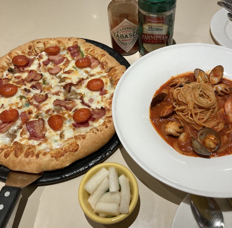  부산 남포동 임실 치즈 한가득 피자 맛집 "이재모 피자"