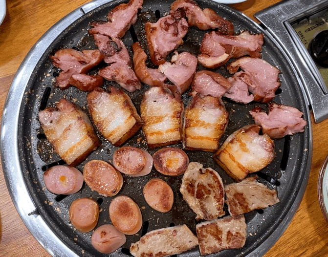  돈존참나무장작구이 ; 삼겹살과 훈제 오리고기 바베큐가 맛있는 종각, 인사동 맛집