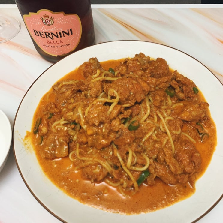  [냠냠] 쿠캣 매콤크림 닭갈비 후기! 파스타면 대신에 야끼소바면으로!