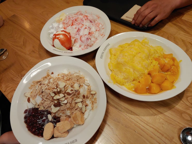  이디야 빙수 메뉴 가격 종류별로 다 먹어봄! 바닐라 쿠키 빙수, 망고샤베트빙수,팥빙수,딸기치즈빙수 후기