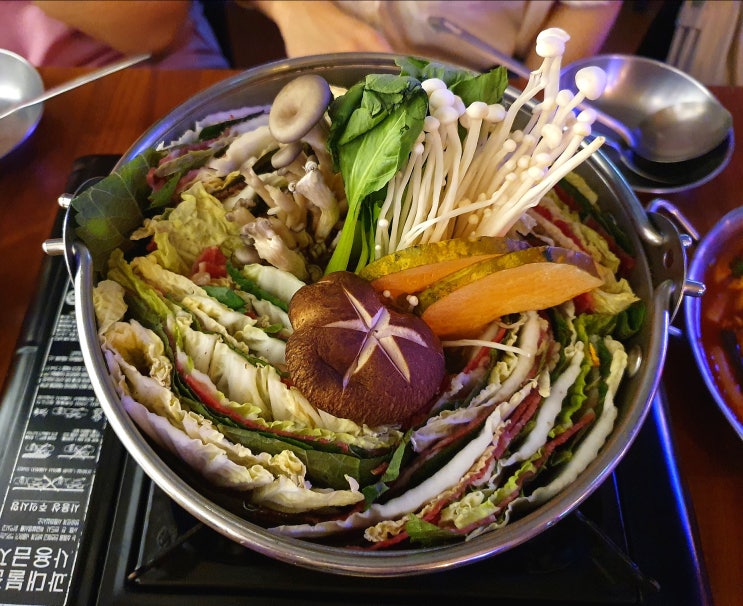  밀푀유나베가 맛있는 벚꽃술집 '화양산장' / 동성로술집, 삼덕동술집추천