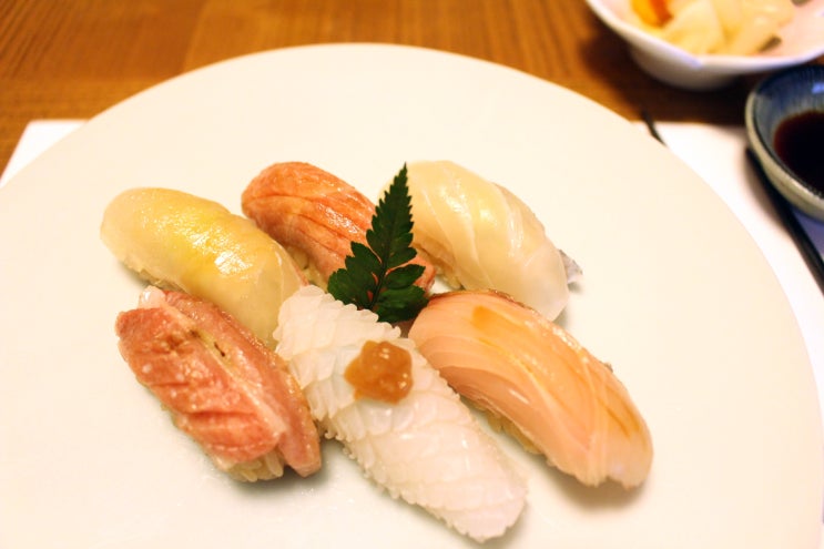  강남역 초밥 스시효 런치코스로 인생스시 만난후기 (데이트코스로 제격)
