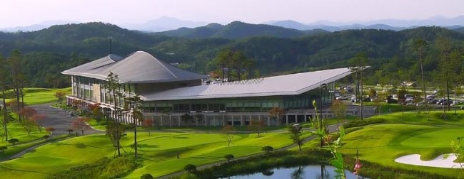  천연 온천수가 있는 동훈힐마루cc로 8월 골프를 떠나요~휴양골프로 제격인 경상도 창녕골프장!