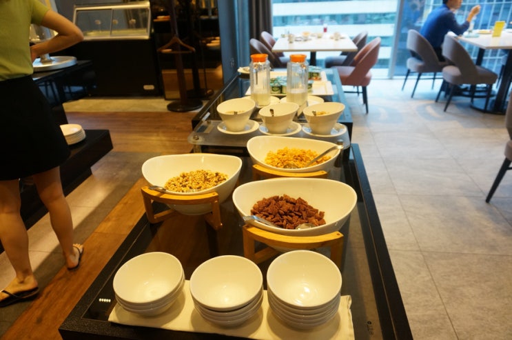  서울 호캉스 강남 L7 호텔 가성비 좋았던 조식 뷔페 후기