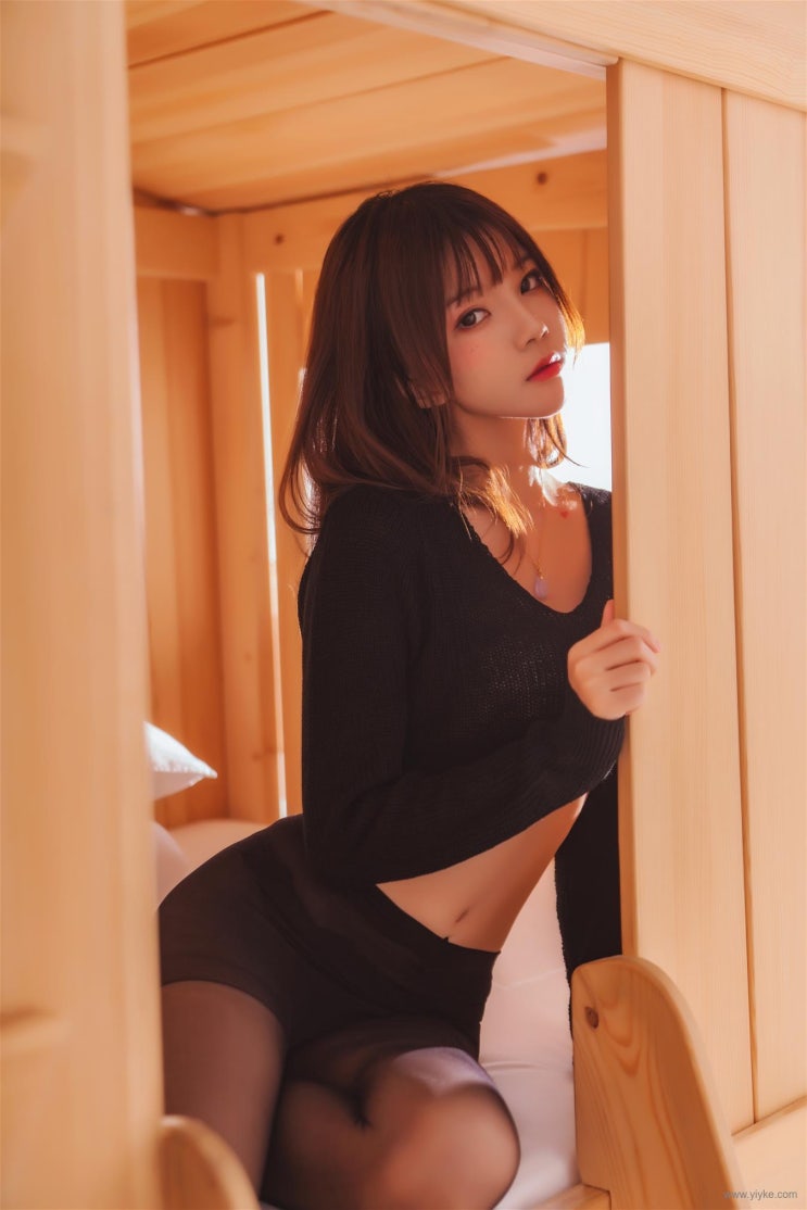 큐티 섹시한 모델 겸 코스플레이어 큐티 섹시한 모델 겸 코스플레이어