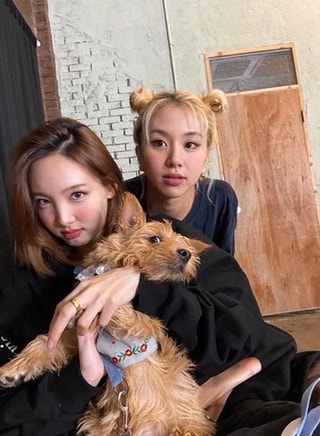 TWICE Nayeon and Chaeyoung Instagram Photos for Phone Wallpaper
