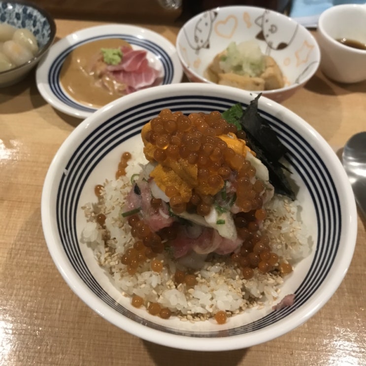  망원과 합정사이 기요한