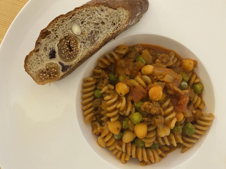 비건 레시피 | 비욘드비프 병아리콩 완두콩 토마토 푸실리 파스타 Vegan Fusilli Pasta