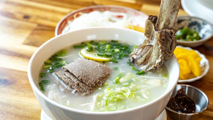  양평 문호리 쌀국수_사골 국물 베이스의 왕갈비 쌀국수 (한국식 베트남 쌀국수)