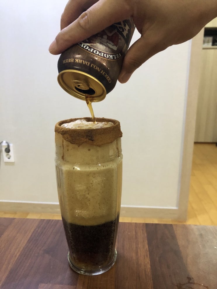  코젤다크시나몬 맥주