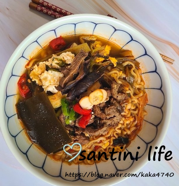 오뚜기 오동통면 맛있게 끓이는 법 럭셔리 한우 소고기 표고 야채 라면 호로록 허세라면 오뚜기 오동통면 맛있게 끓이는 법 럭셔리 한우 소고기 표고 야채 라면 호로록 허세라면