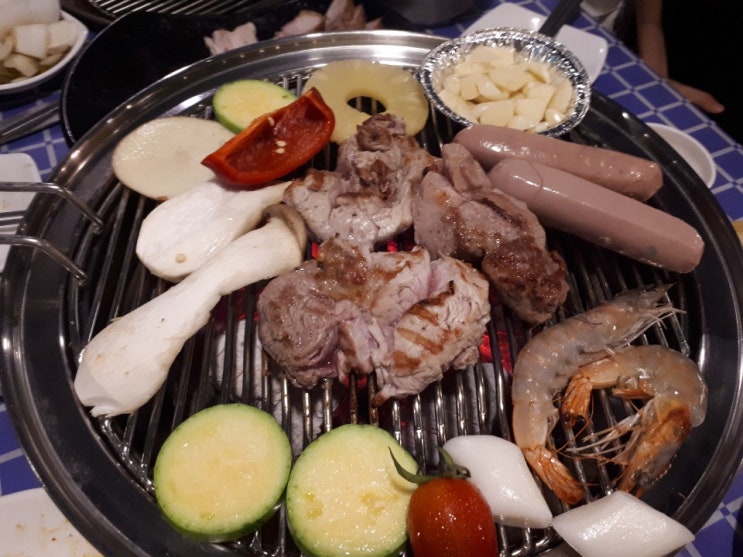 모노캠프에서 바베큐 그릴 즐기기-야외바베큐장[고기리 맛집]