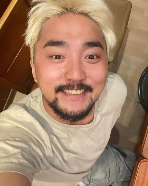 유병재 대학 - 서강 대학교 신문방송학과 중퇴 이유 / 키, 나이 유병재 대학 - 서강 대학교 신문방송학과 중퇴 이유 / 키, 나이