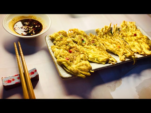 전분가루 없이 단돈 천원으로 만드는 매콤 팽이버섯전/Make mushroom fries for one dollar 전분가루 없이 단돈 천원으로 만드는 매콤 팽이버섯전/Make mushroom fries for one dollar