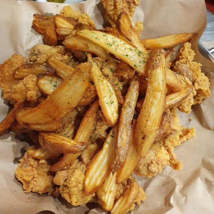  취하면 얼마나 좋아요~ 생활맥주 강남역점 간단후기 #내돈내산