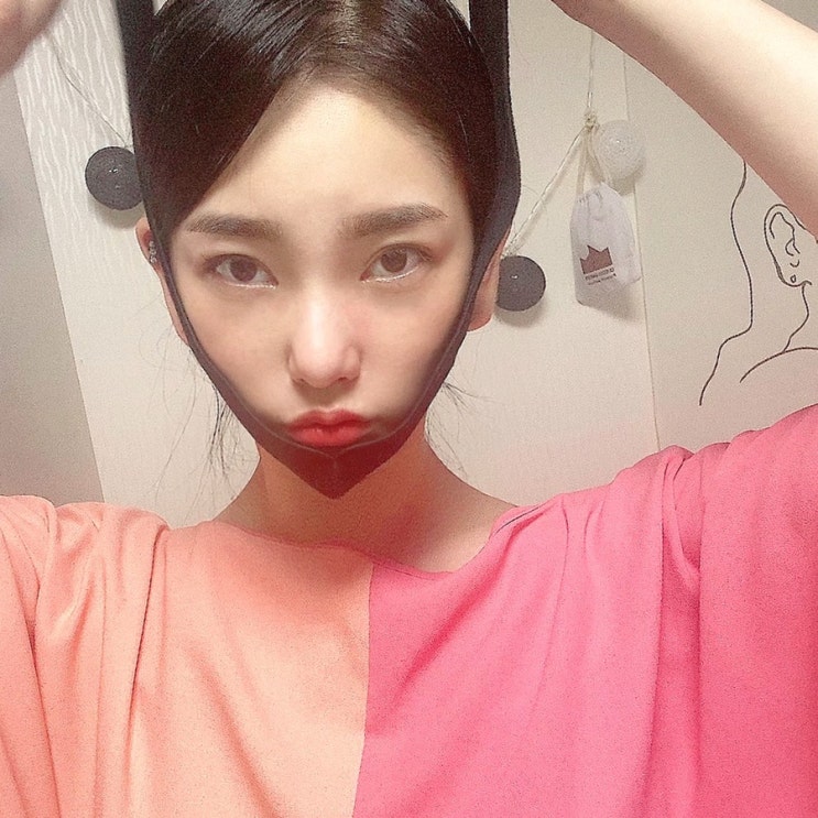  이중턱밴드 얼굴 리프팅밴드_스물서른UTOV브이라인밴드