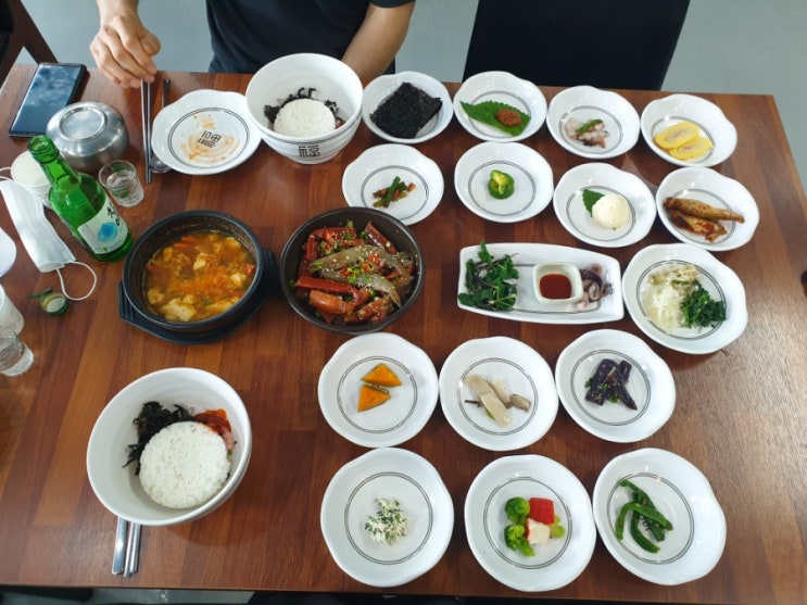 울진 3박4일 여행. 울진 맛집 투어 1탄 : [후포리백년식당]