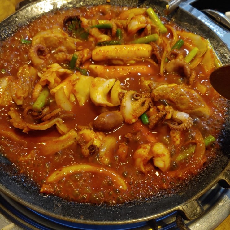  홍대 볶음밥 맛집 홍스쭈꾸미