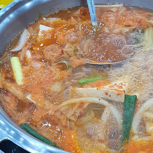 당진맛집/24시전주콩나물국밥 생고기 김치찌개 기지시가성비맛집다녀왔어요 당진맛집/24시전주콩나물국밥 생고기 김치찌개 기지시가성비맛집다녀왔어요