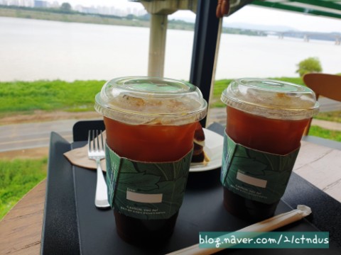  남양주 덕소 뷰가 예쁜 카페 추천 : 커피에리어[Coffee area]에서 한강뷰즐기기 -