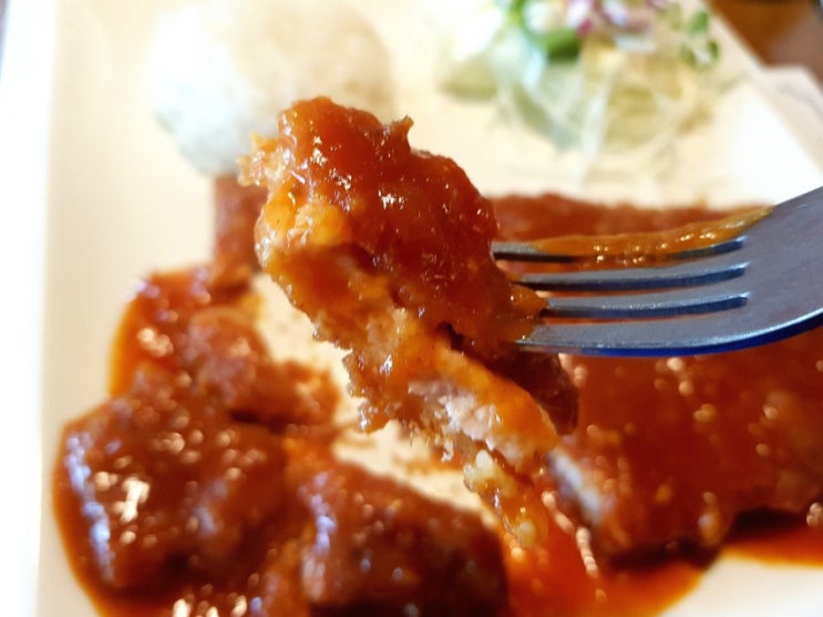  새콤달콤담백 새로운 맛 세종 조치원 돈까스 맛집 라벨메종