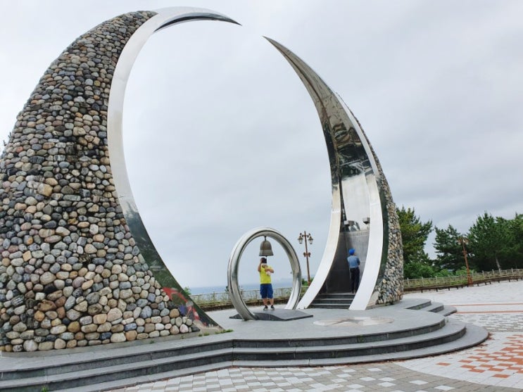  삼척 드라이브 명소 이사부길(새천년도로) 소망의 탑