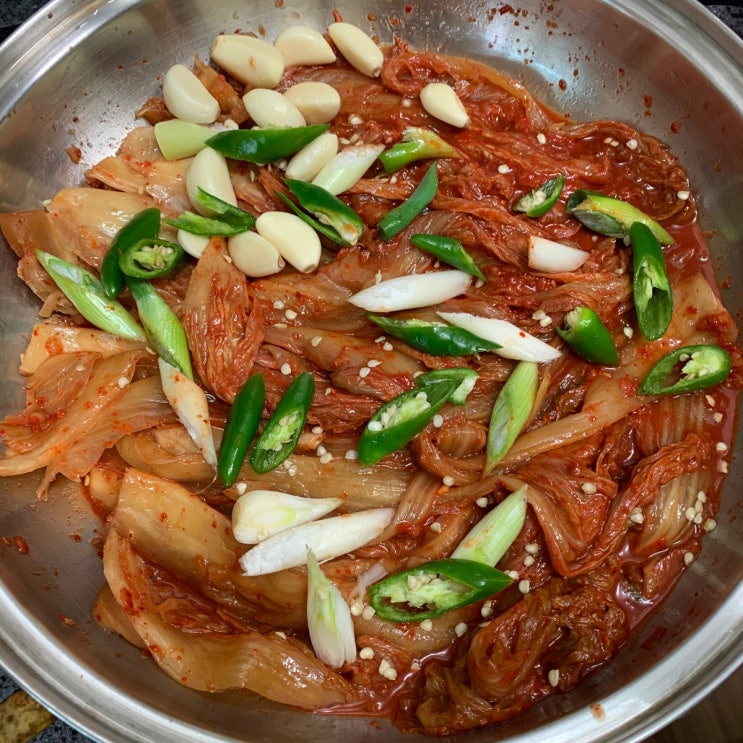 내맘대로 만드는 간단 등갈비 김치찜 내맘대로 만드는 간단 등갈비 김치찜