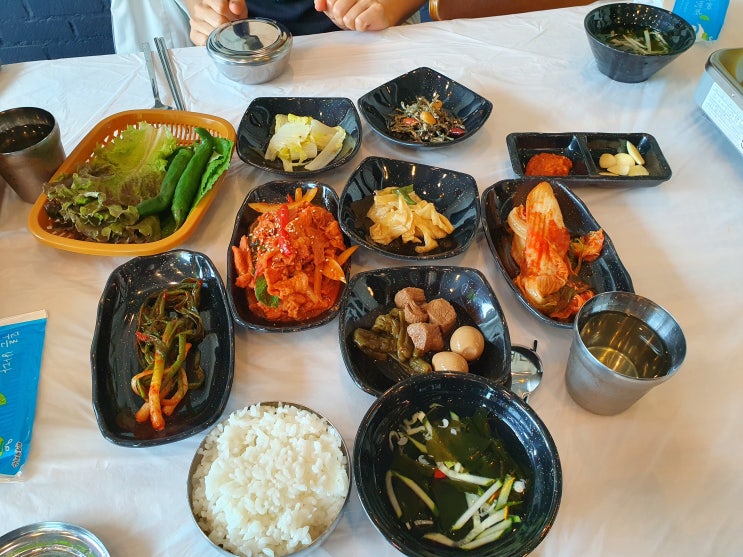 함덕맛집 오례밥집 9첩반상 정식이 단돈 6천원!! 함덕맛집 오례밥집 9첩반상 정식이 단돈 6천원!!