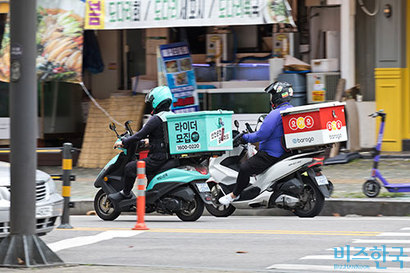 사망보험 '거절직군' 폐지, 소방관·배달원도 가입된다 사망보험 '거절직군' 폐지, 소방관·배달원도 가입된다