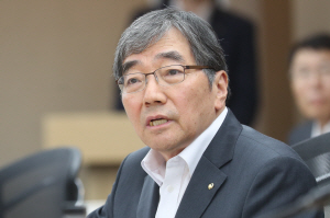분조위 '권고'는 명령?…금감원 '편면적 구속력' 카드 꺼내나 분조위 '권고'는 명령?…금감원 '편면적 구속력' 카드 꺼내나