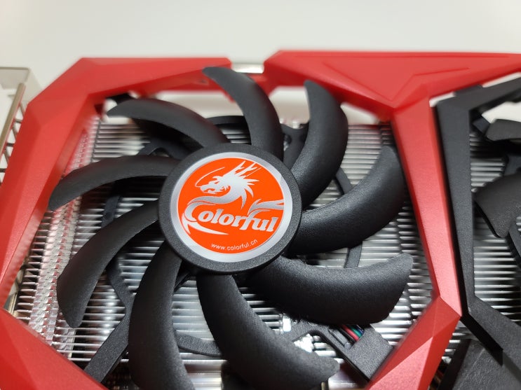  보급형 게이밍 그래픽카드의 좋은 선택, COLORFUL 지포스 GTX 1660 SUPER 토마호크 D6 6GB