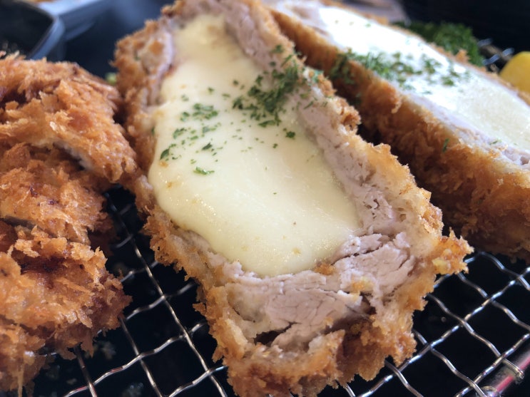  대전현대아울렛 근처 관평동 맛집 연어초밥 일품 나마미돈카츠