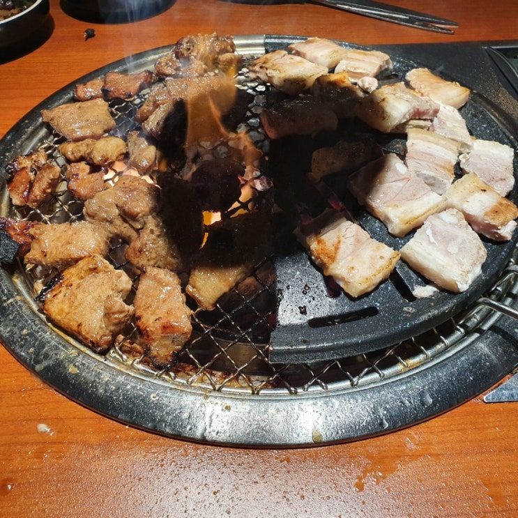  [먹거리 리뷰] 이수역 갈비제작소 숯불갈비+삼겹살+우삽겹 무한리필 먹어본 후기