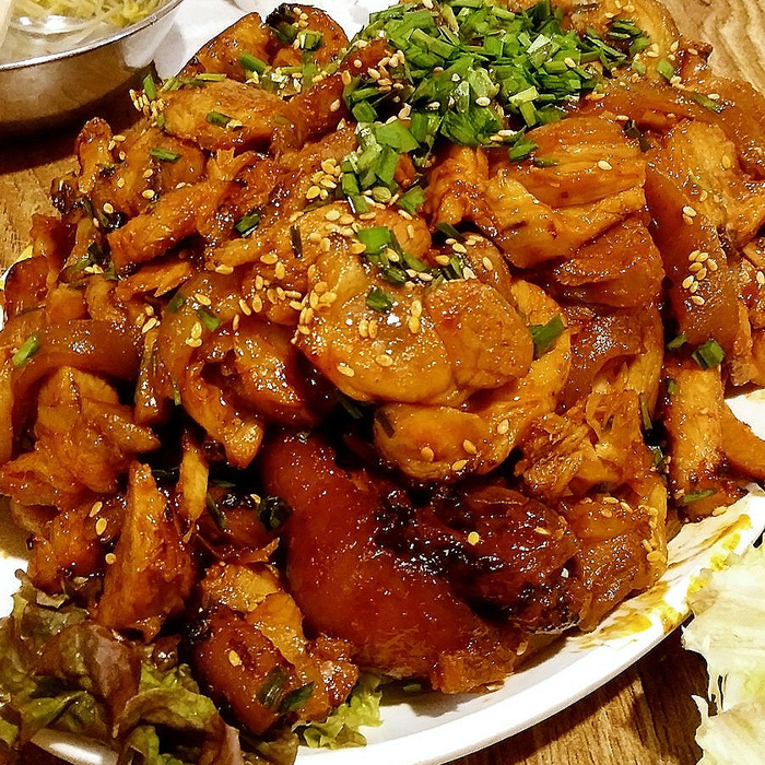  동대문회식 창신동매운족발 본점 찐맛감동!