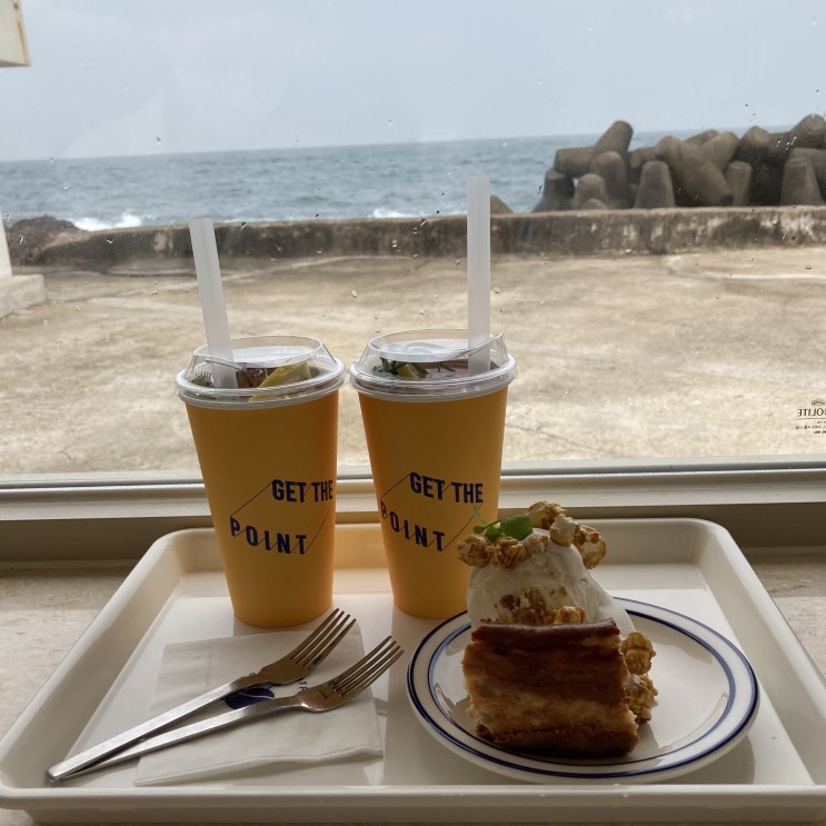 포항 구룡포 바다가 보이는 카페 포인트(Point)