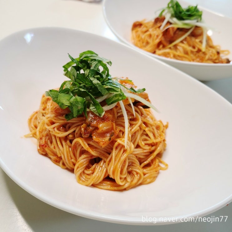 Jinny's집밥레시피 김치비빔국수 만드는 법 간단한 한그릇 입맛당기게 맛있다