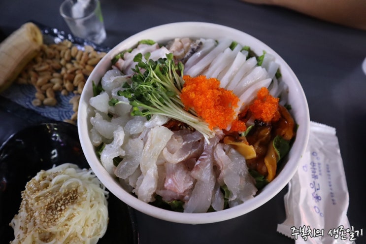  충무로 뒷골목 맛집, 레트로 감성의 가성비 끝판왕 횟집 ::인현포차::