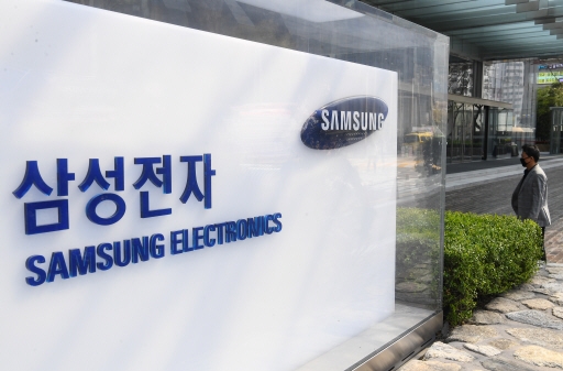 삼성 "고장난 `갤럭시` 보험 청구 없이 고치세요" 삼성 "고장난 `갤럭시` 보험 청구 없이 고치세요"