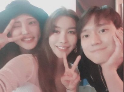 <b>고경표</b> 측"유흥주점 방문 NO!팬에게 사진요청받고 찍었을 뿐... 