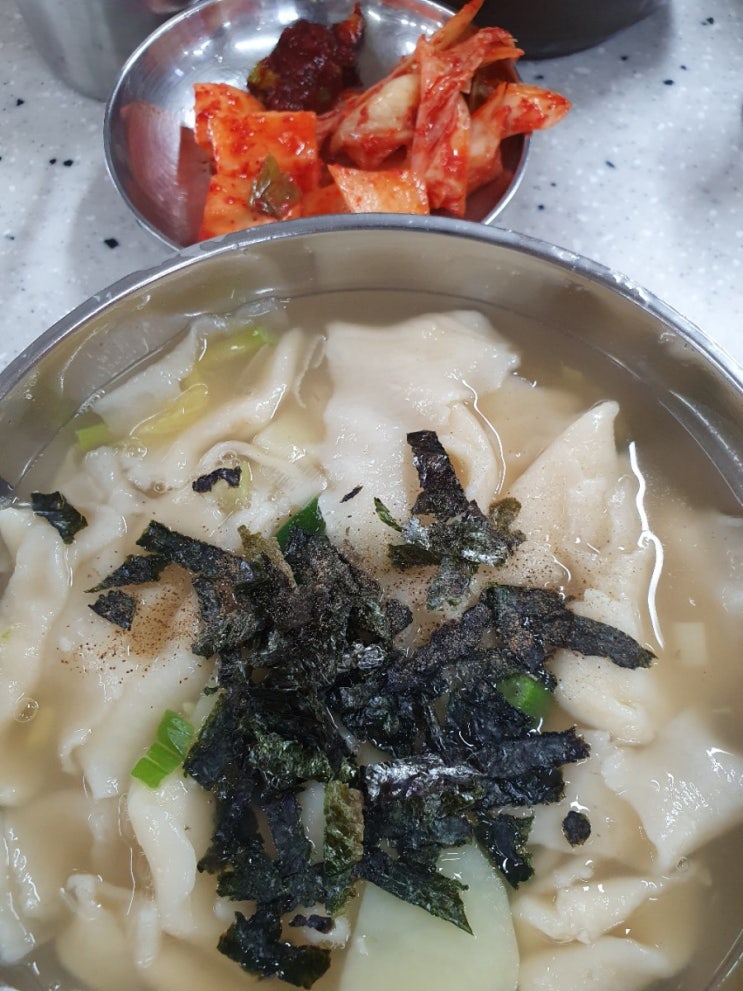  [대치역 은마상가 맛집] 산월수제비집-쫀득한 수제비를 맛보려면 줄을 서시오