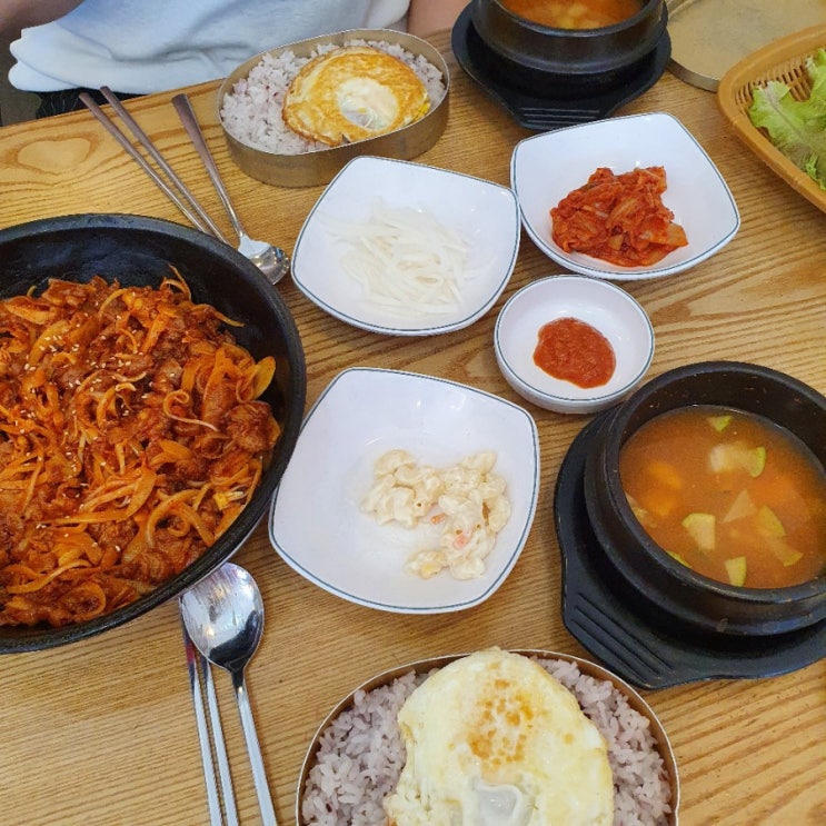  강남역에서 간단하게 밥 먹을 때 딱 좋은 가성비 맛집, 강남불백!