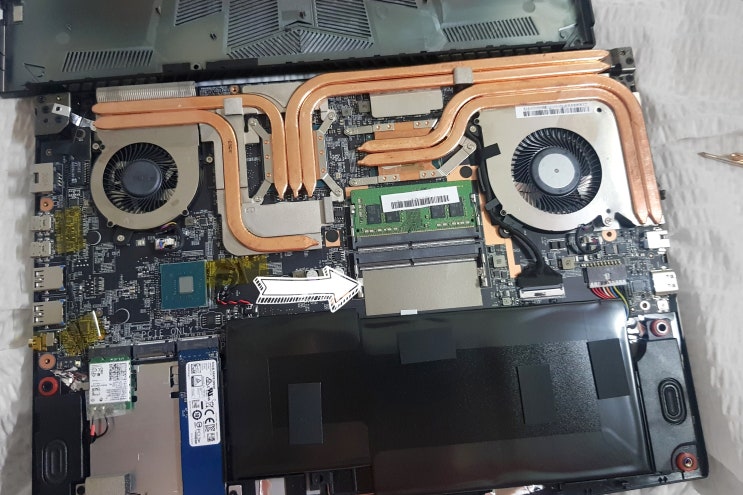  [툭탁] MSI GF65 9SEXR 노트북 메모리 램(RAM) 8GB 셀프 업그레이드 조립