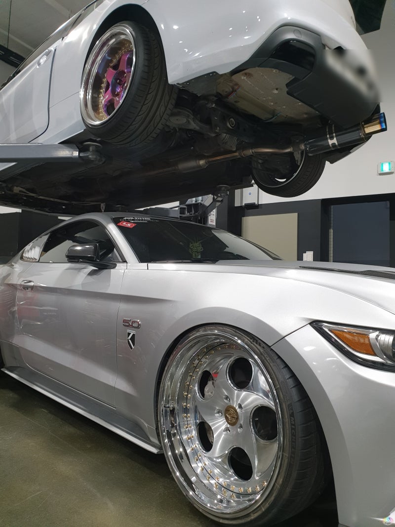 화성 병점중앙로 / 에어서스펜션 장착 / 포드 / 머스탱