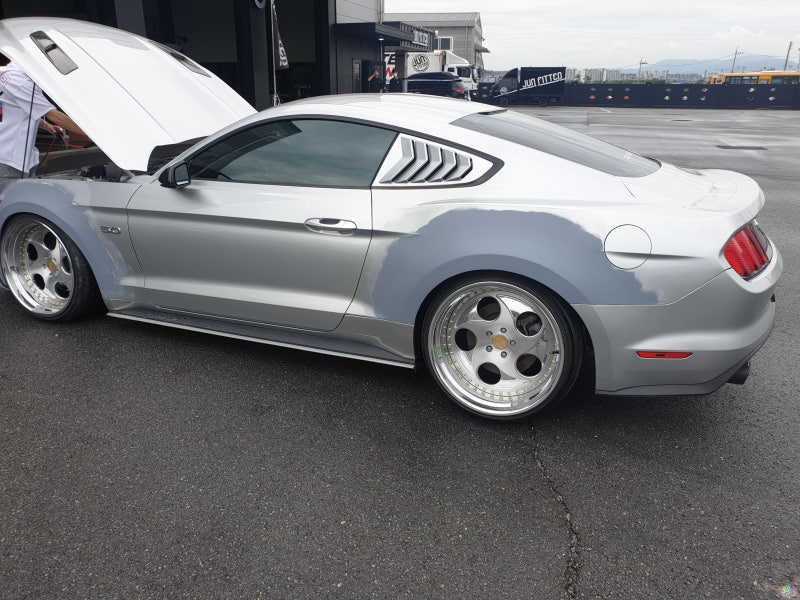 화성 병점중앙로 / 에어서스펜션 장착 / 포드 / 머스탱