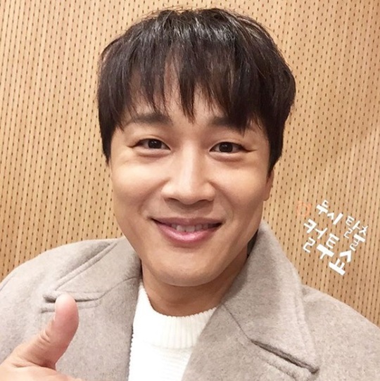  차태현 나이 아내 부인 직업 최석은 와이프 결혼 고향 영화 드라마 노래 키 내기골프 자녀 딸 아들 학력 고향 몸무게 혈액형 종교 군대 병역 소속사 데뷔 출연작